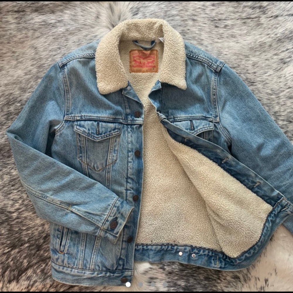 VINTAGE FIT SHERPA TUCKER JACKET